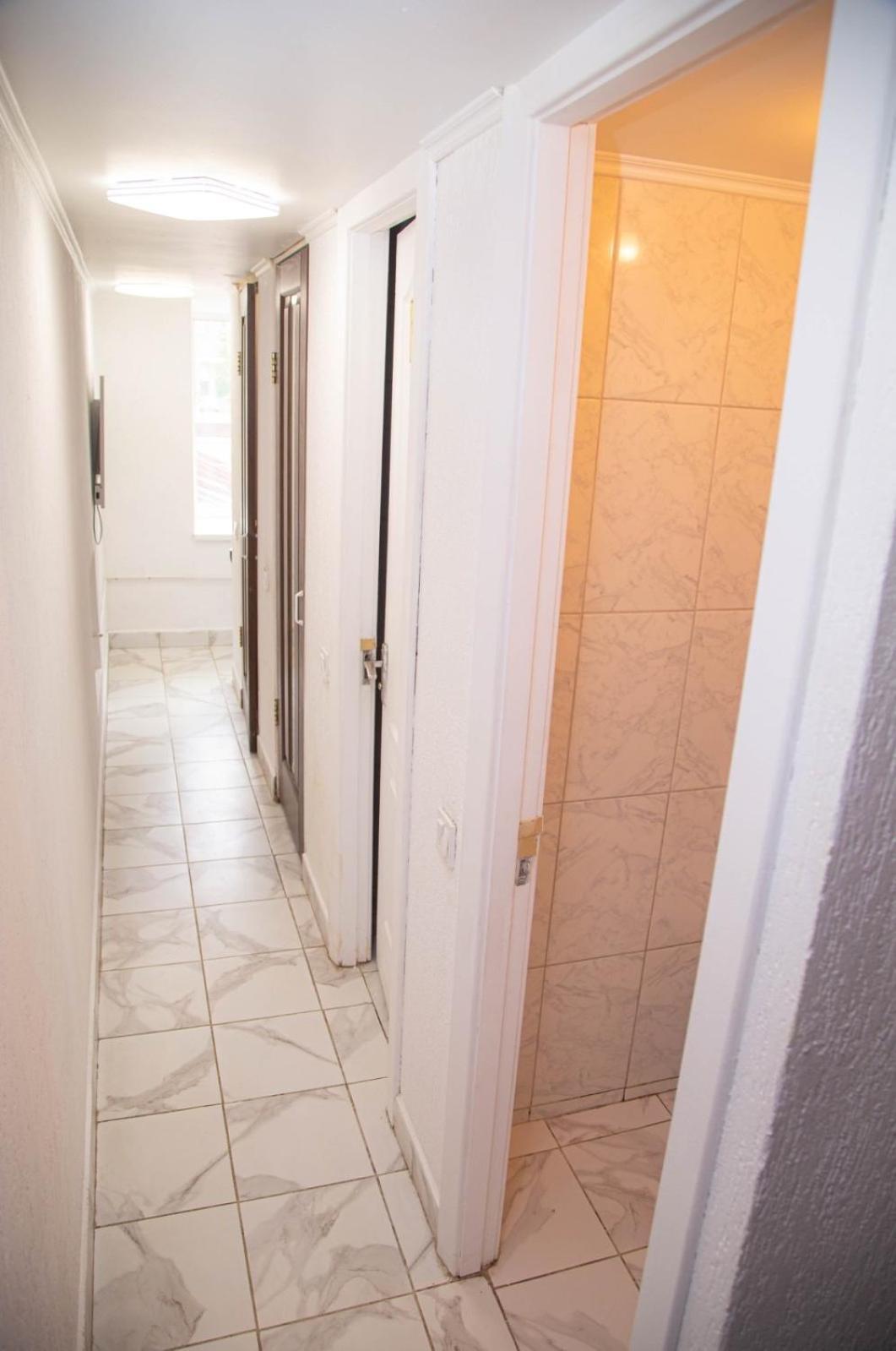 Sun City Hostel 4 Κίεβο Εξωτερικό φωτογραφία